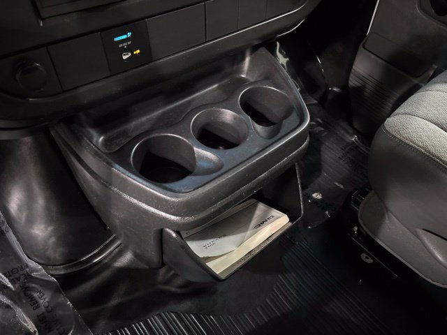 Used 2012 GMC Savana 3500 RWD image 29
