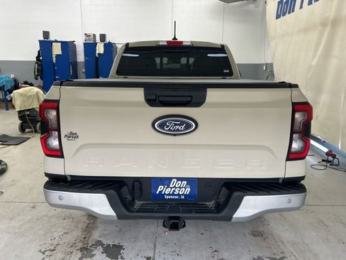 Used 2025 Ford Ranger Lariat w/ Advanced Towing Package image 5