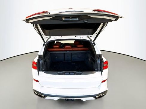 Used 2023 BMW X5 M50i w/ Executive Package image 27