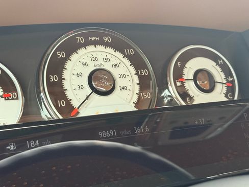 Used 2015 Rolls-Royce Wraith image 63