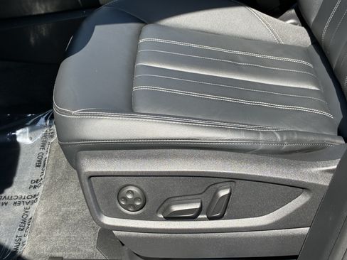 Used 2023 Audi Q5 2.0T Premium Plus w/ Premium Plus Package AWD/4WD image 28