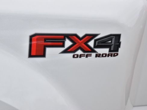 Used 2020 Ford F450 Platinum w/ FX4 Off-Road Package image 44
