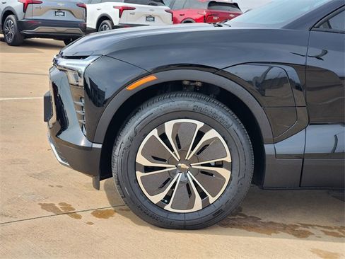 New 2026 Chevrolet Blazer EV LT image 8