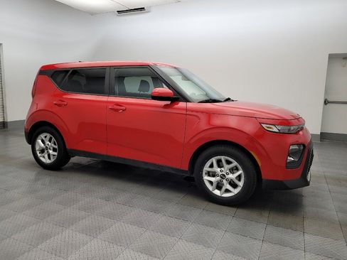 Used 2020 Kia Soul S image 11
