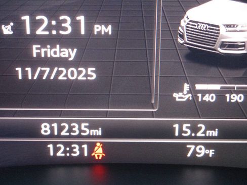 Used 2017 Audi Q7 3.0T Premium Plus w/ Premium Plus Package image 18