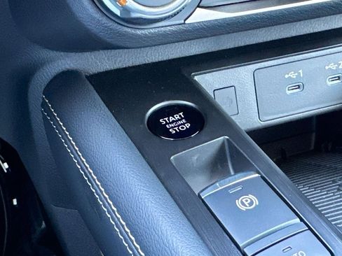 Used 2025 Nissan Kicks SV image 21