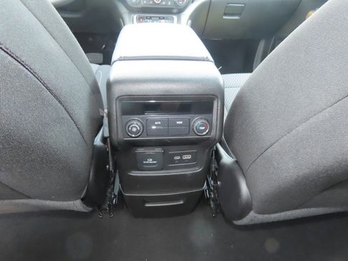 Used 2023 GMC Acadia SLE w/ Driver Convenience Package FWD image 22