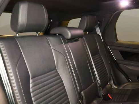 Used 2021 Land Rover Discovery Sport S image 18