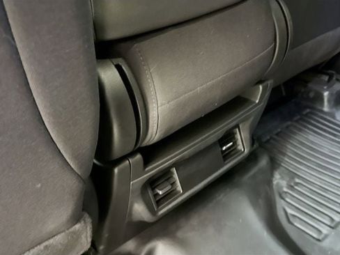 Used 2025 GMC Sierra 1500 Pro w/ Pro Value Package image 26