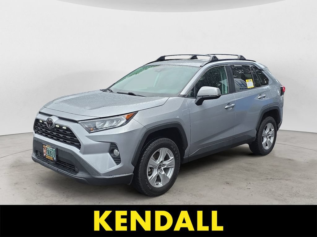 Used 2021 Toyota RAV4 XLE w/ XLE Grade Weather Package AWD/4WD image 1