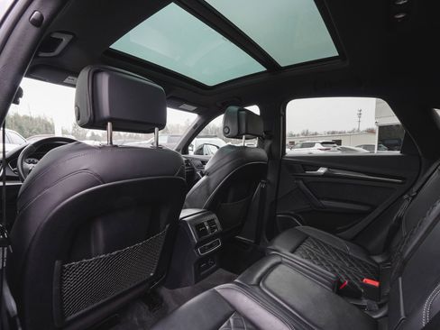 Used 2023 Audi SQ5 Premium Plus w/ Premium Plus Package image 34