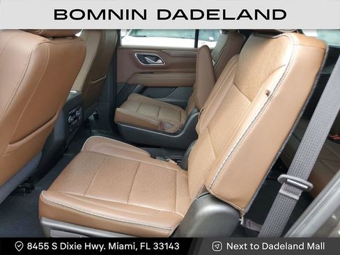 Used 2021 Chevrolet Tahoe High Country w/ Premium Package image 13