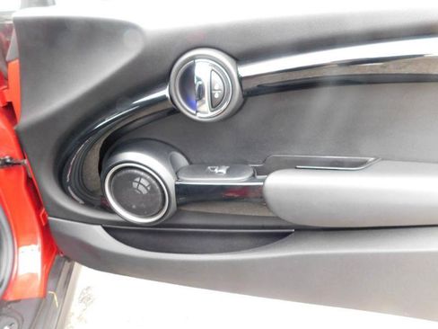 Used 2015 MINI Cooper S FWD image 37