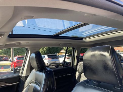 Used 2023 Jeep Grand Cherokee 4WD 4xe image 31