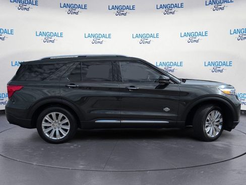 Used 2024 Ford Explorer King Ranch w/ Technology Package RWD image 3