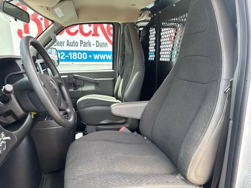 Used 2024 Chevrolet Express 2500 w/ Driver Convenience Package RWD image 28