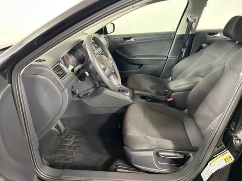 Used 2014 Volkswagen Jetta S image 12