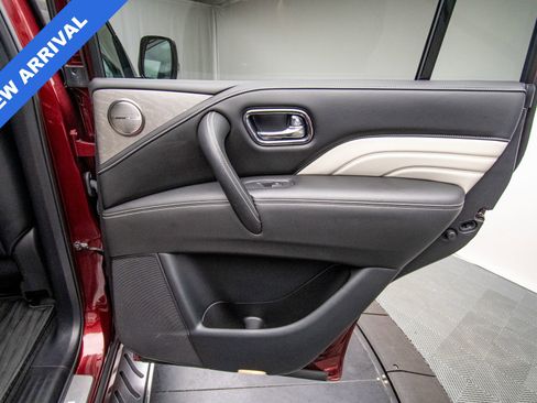 Used 2020 INFINITI QX80 Limited w/ All-Season Package image 21