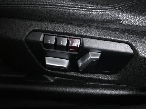 Used 2018 BMW 320i xDrive Sedan w/ Convenience Package image 28