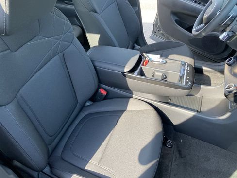 New 2026 Hyundai Tucson Blue SE FWD image 32