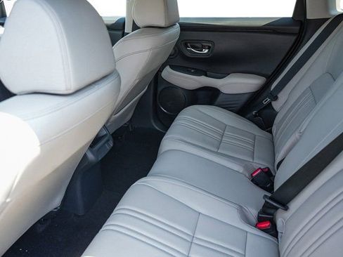 New 2026 Honda HR-V EX-L image 23