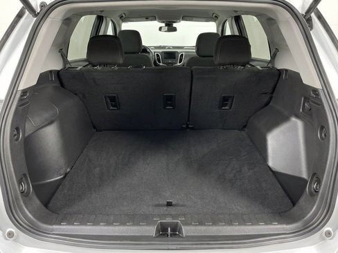 Used 2024 GMC Terrain SLE FWD image 25