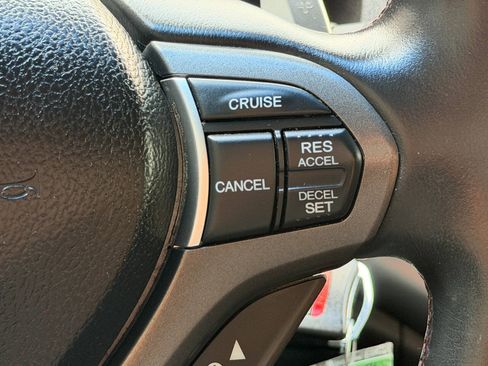 Used 2013 Acura TSX Special Edition FWD image 29