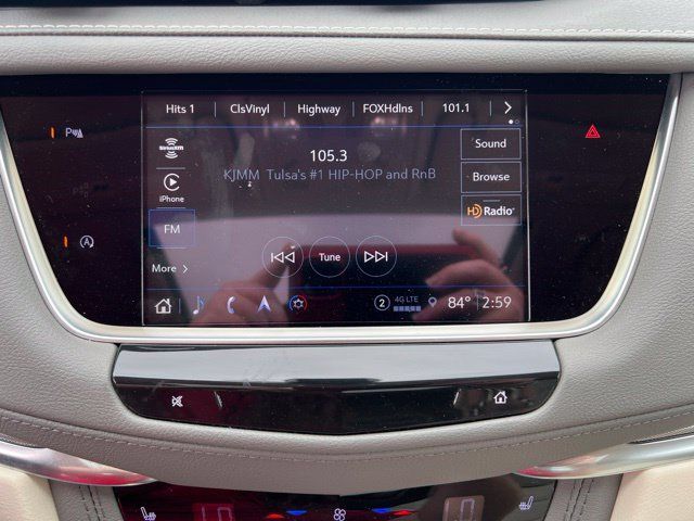 Used 2024 Cadillac XT5 Premium Luxury w/ LPO, Floor Liner Package AWD/4WD image 15