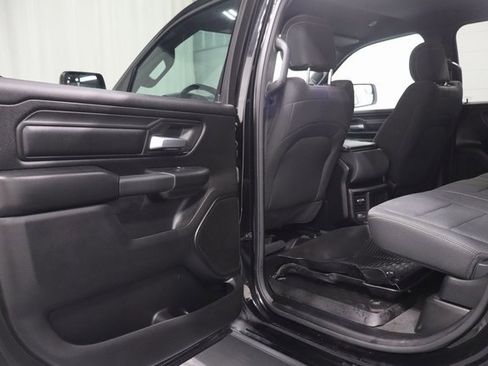 Certified 2024 RAM 1500 Tradesman w/ SXT Appearance Group image 12