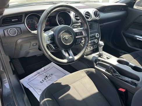 Used 2020 Ford Mustang Coupe RWD image 12