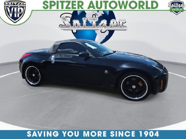Used 2006 Nissan 350Z Grand Touring RWD image 16
