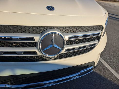 Used 2022 Mercedes-Benz GLB 250 4MATIC image 15