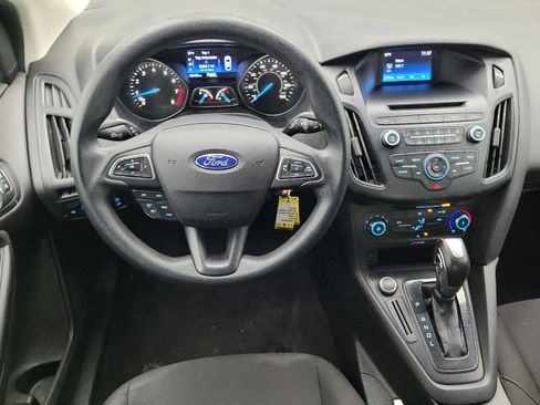 Used 2016 Ford Focus SE FWD image 22