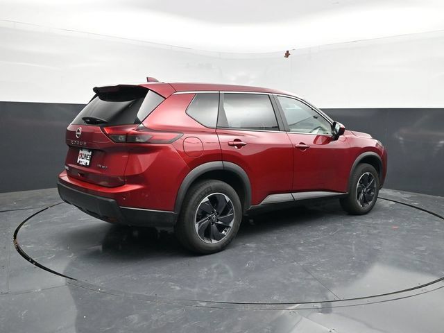 Used 2025 Nissan Rogue SV AWD/4WD image 8