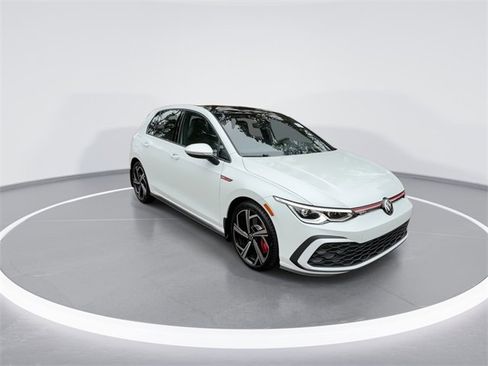 Used 2024 Volkswagen GTI SE image 2