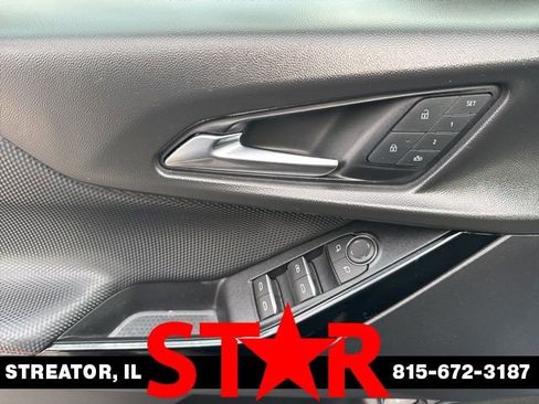 Used 2025 Chevrolet Equinox RS w/ Safety and Technology Package image 10