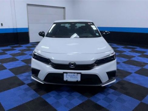 Certified 2022 Honda Civic Sport image 3