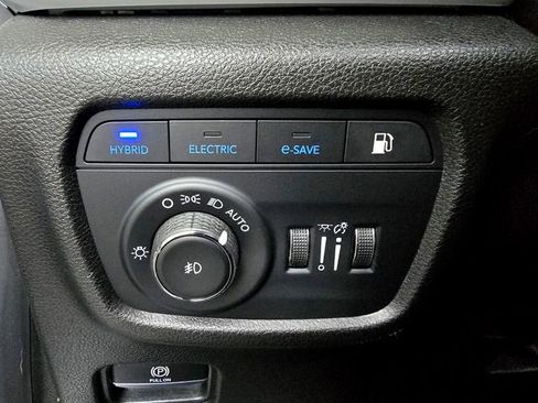 Certified 2022 Jeep Grand Cherokee Limited 4xe image 14