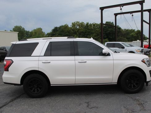 Used 2019 Ford Expedition Limited w/ Equipment Group 302A AWD/4WD image 7