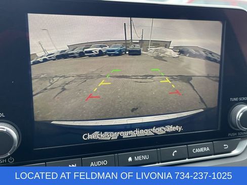 Used 2023 Nissan Rogue SV w/ SV Premium B Package image 14