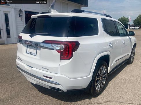 Used 2023 GMC Acadia Denali w/ Denali Ultimate Package AWD/4WD image 5
