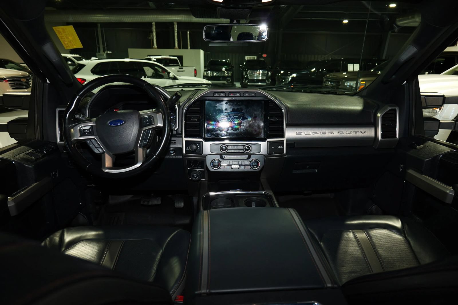 Used 2022 Ford F350 Platinum w/ FX4 Off-Road Package AWD/4WD image 19