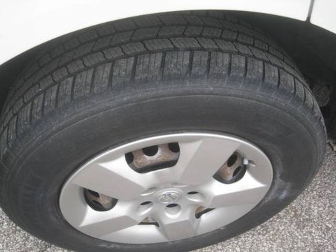 Used 2014 Nissan Rogue S w/ Convenience Package AWD/4WD image 32