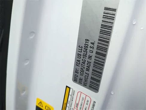 New 2025 Jeep Gladiator Sport image 37