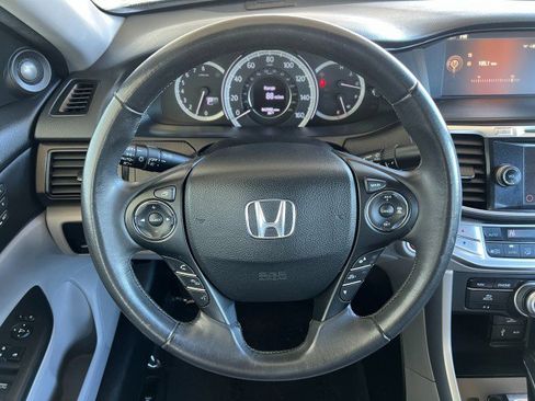 Used 2013 Honda Accord Touring image 19