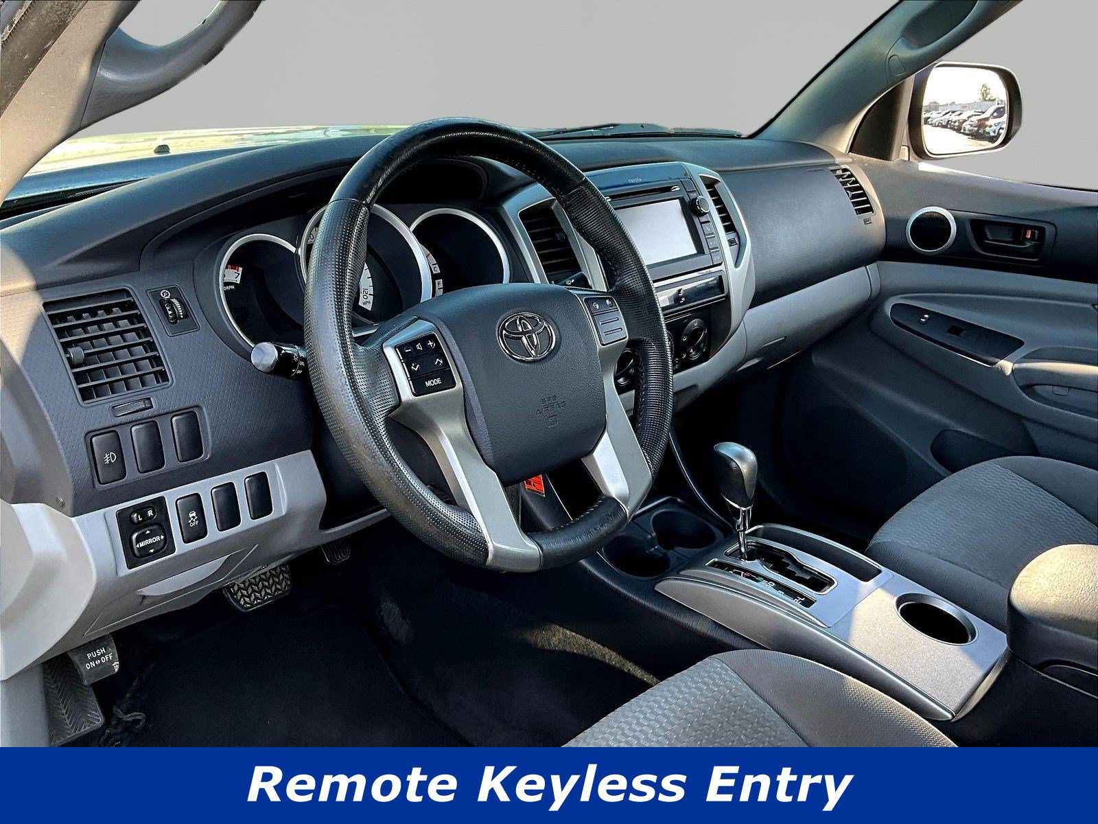Used 2013 Toyota Tacoma PreRunner w/ SR5 Pkg RWD image 17