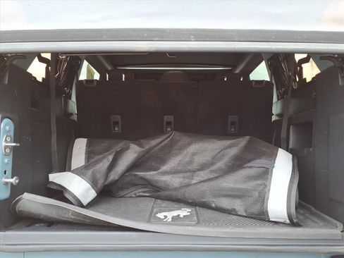 Used 2021 Ford Bronco Big Bend w/ Sasquatch Package image 11