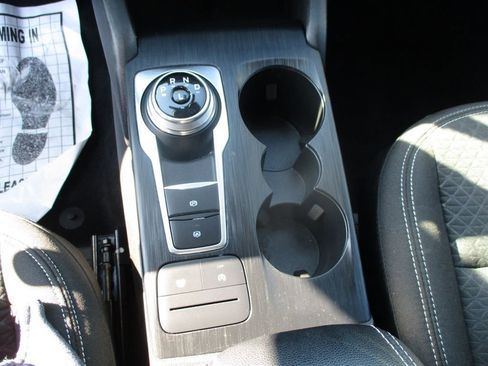 Used 2024 Ford Escape Active image 17