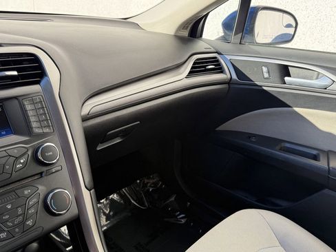 Used 2018 Ford Fusion S image 26