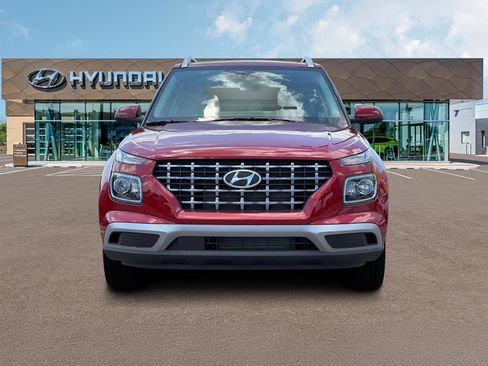 New 2025 Hyundai Venue Limited image 12